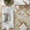 Bungalow raidallinen beige patja terassille