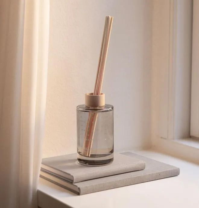 Skandinavisk RO huonetuoksu diffuuseri
